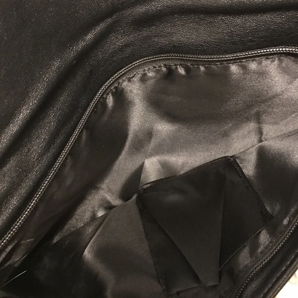NWOT Black & Silver Chain Clutch w/Crossbody Strap